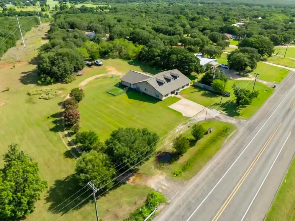 2437 State Highway 22 Whitney, TX 76692