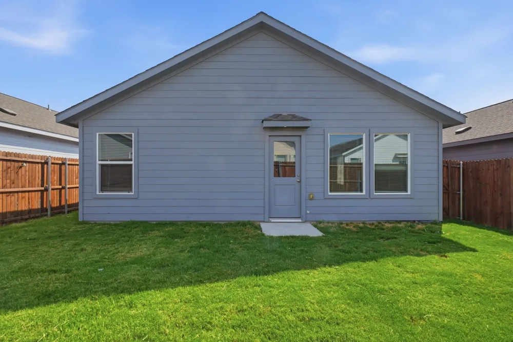 205 Poplar Place Wilmer, TX 75172