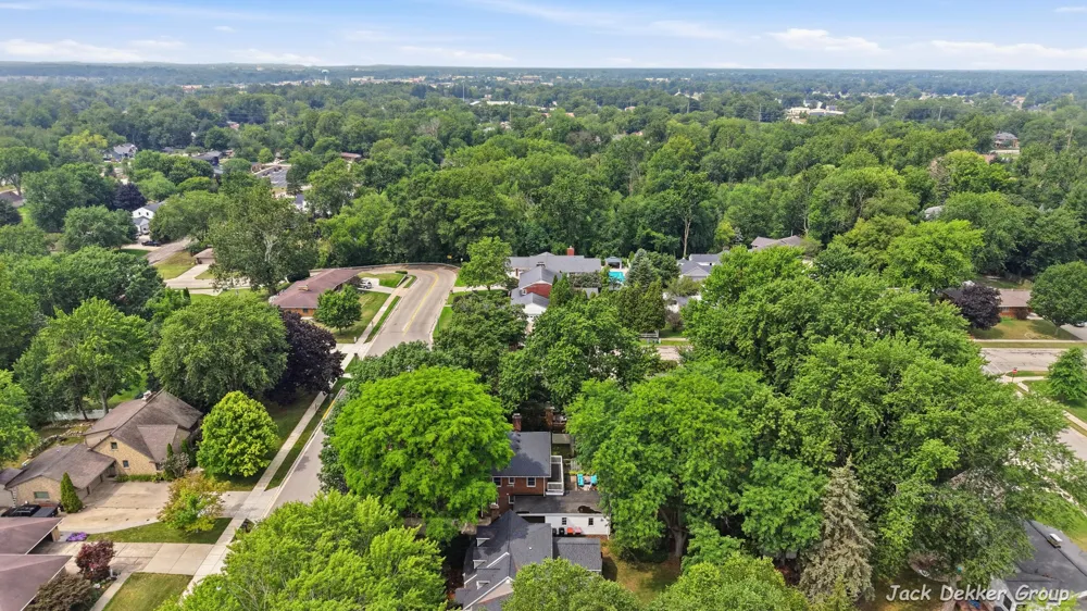 445 W Lawrence Avenue Zeeland, MI 49464