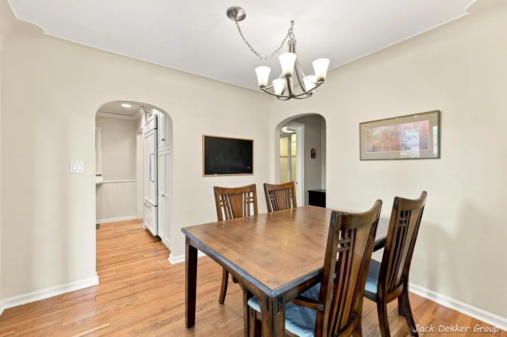 445 W Lawrence Avenue Zeeland, MI 49464