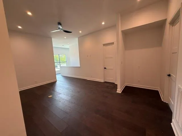 2030 Forest Hill Boulevard Houston, TX 77023