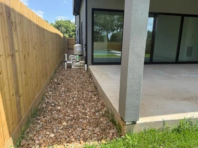 2030 Forest Hill Boulevard Houston, TX 77023