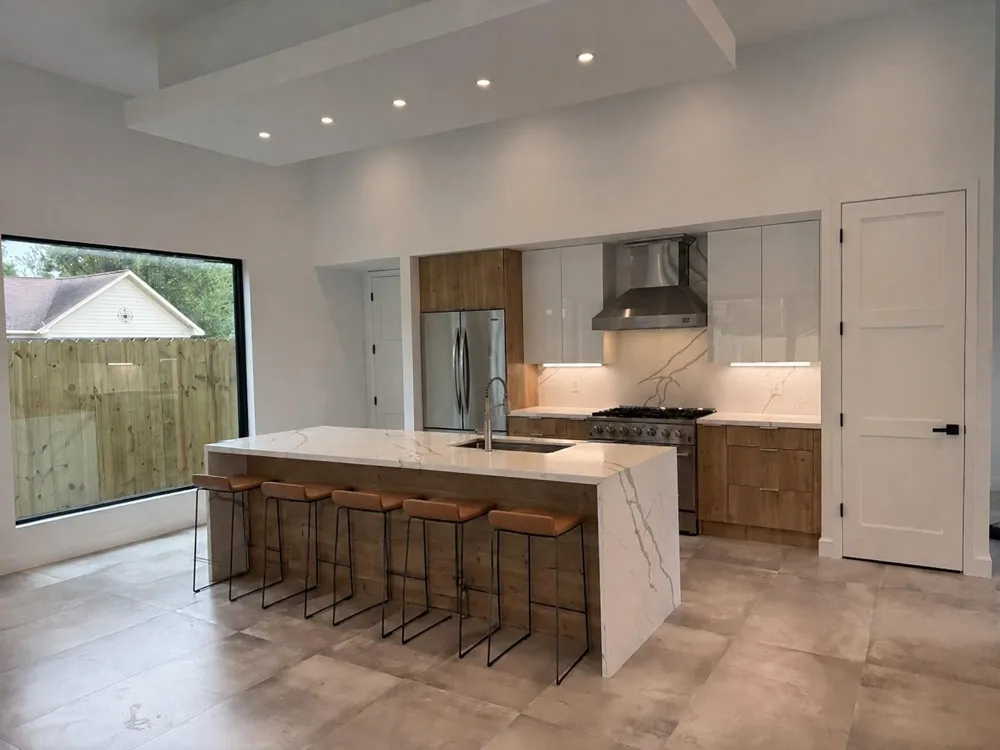 2030 Forest Hill Boulevard Houston, TX 77023