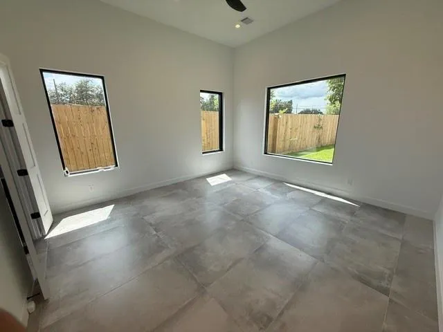 2030 Forest Hill Boulevard Houston, TX 77023