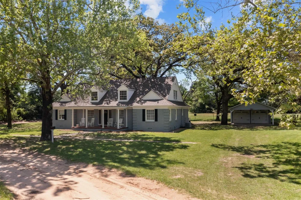 319 Howard Street Grapeland, TX 75844