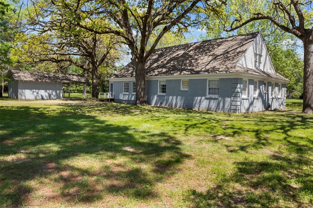 319 Howard Street Grapeland, TX 75844