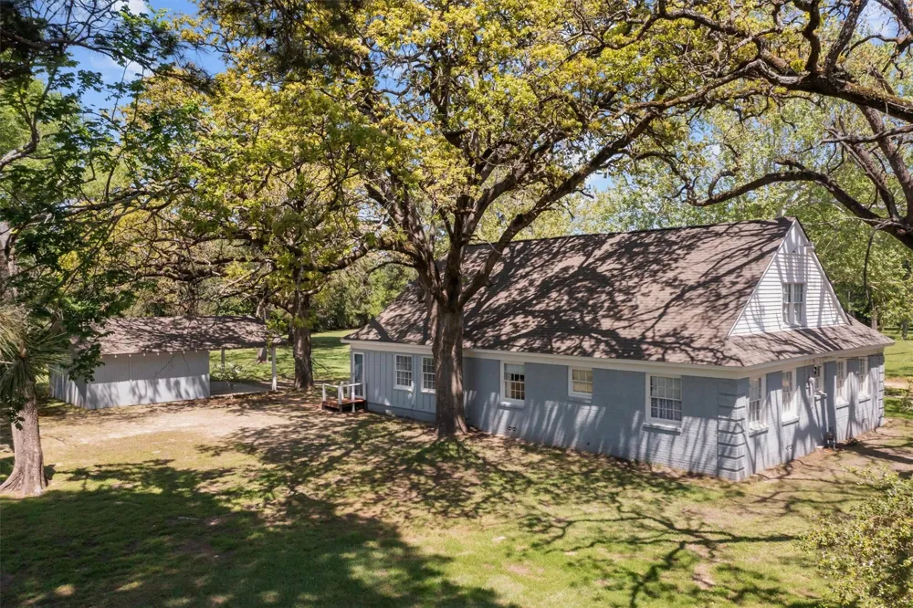 319 Howard Street Grapeland, TX 75844