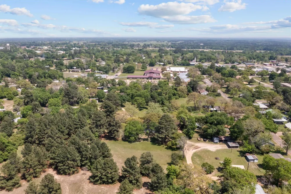 319 Howard Street Grapeland, TX 75844