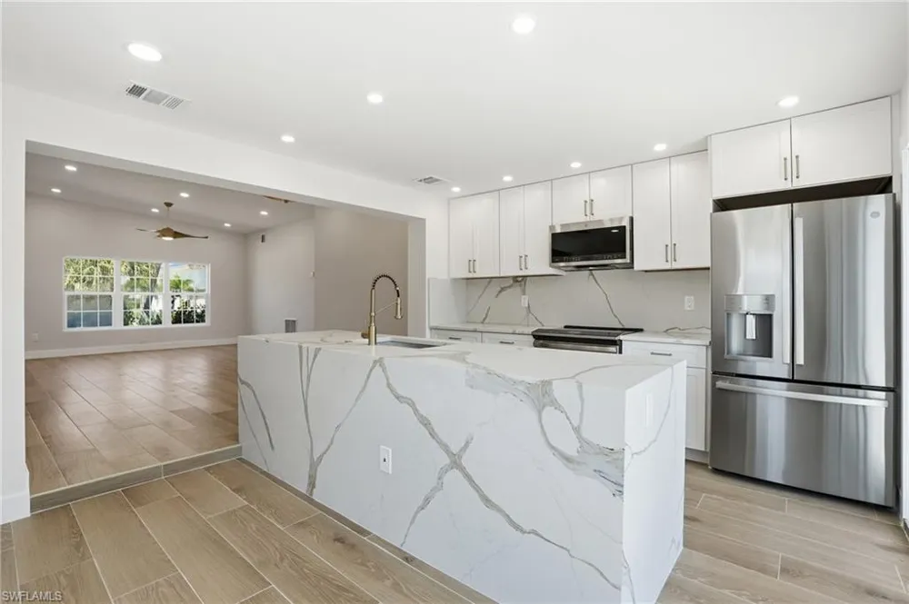 8336 Lagoon Road Fort Myers Beach, FL 33931