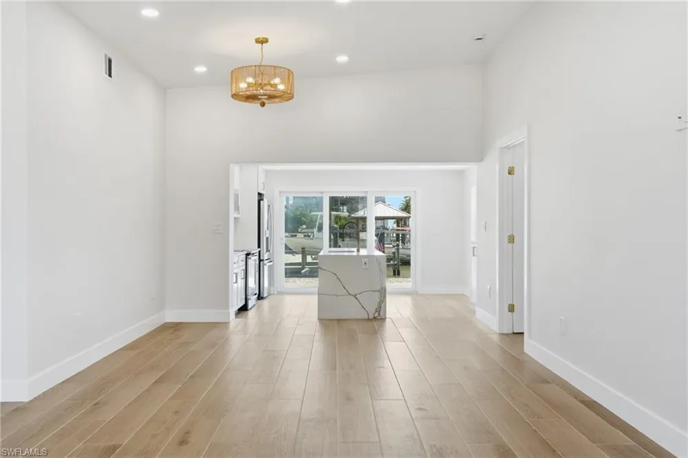 8336 Lagoon Road Fort Myers Beach, FL 33931