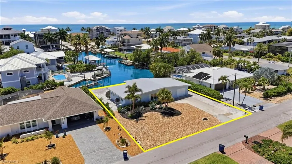 8336 Lagoon Road Fort Myers Beach, FL 33931
