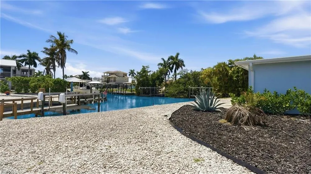 8336 Lagoon Road Fort Myers Beach, FL 33931