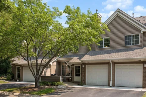 2762 Autumnwood Lane