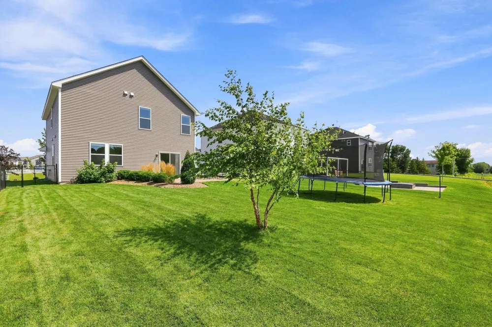 8037 Lander Avenue NE Otsego, MN 55330