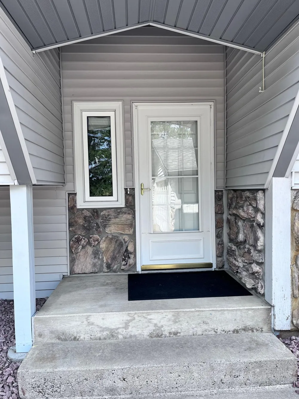 465 265th Avenue NE Isanti, MN 55040