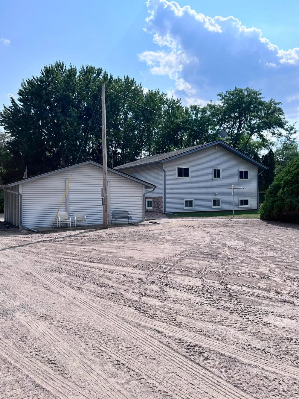 465 265th Avenue NE Isanti, MN 55040