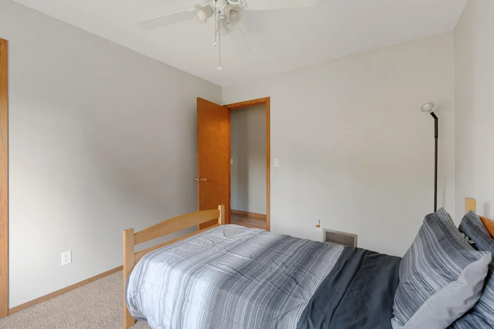 474 83rd Avenue NE Spring Lake Park, MN 55432