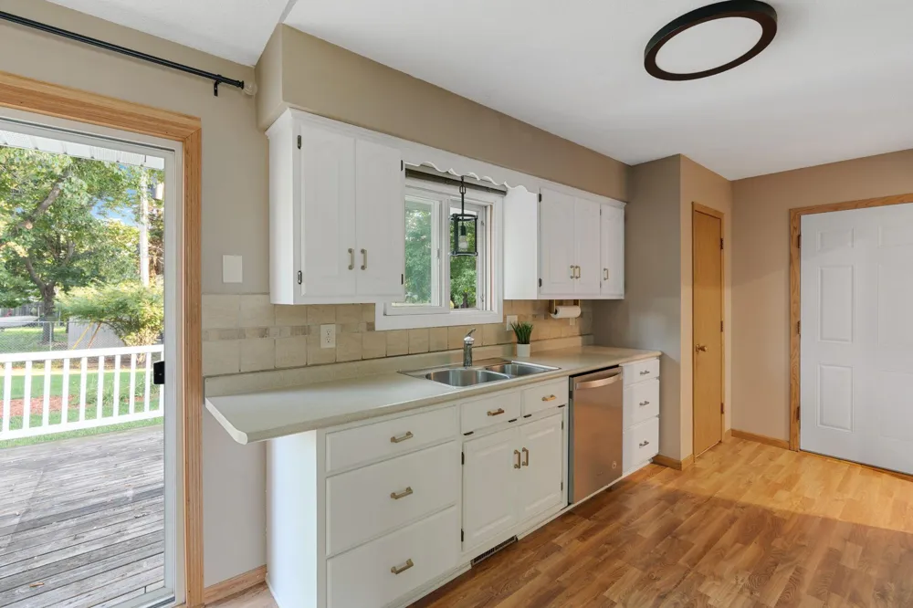 474 83rd Avenue NE Spring Lake Park, MN 55432