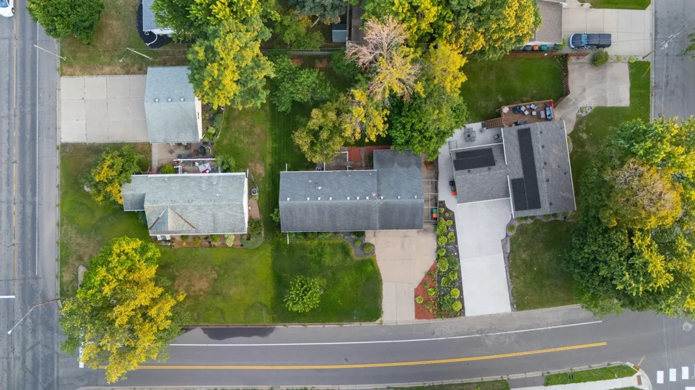 474 83rd Avenue NE Spring Lake Park, MN 55432
