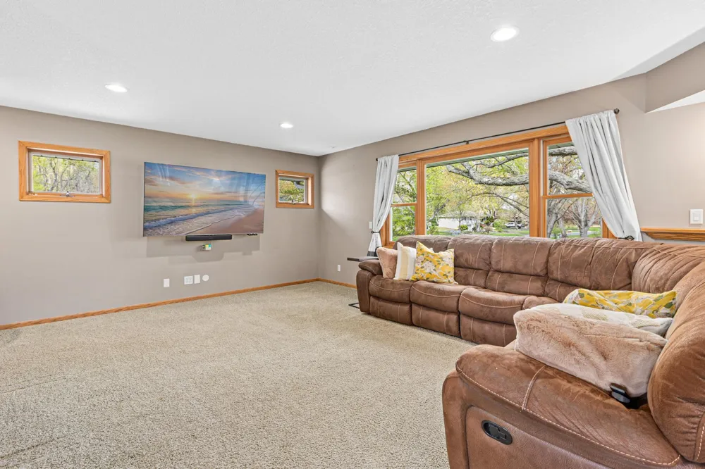 1345 Elsinore Circle Long Lake, MN 55356