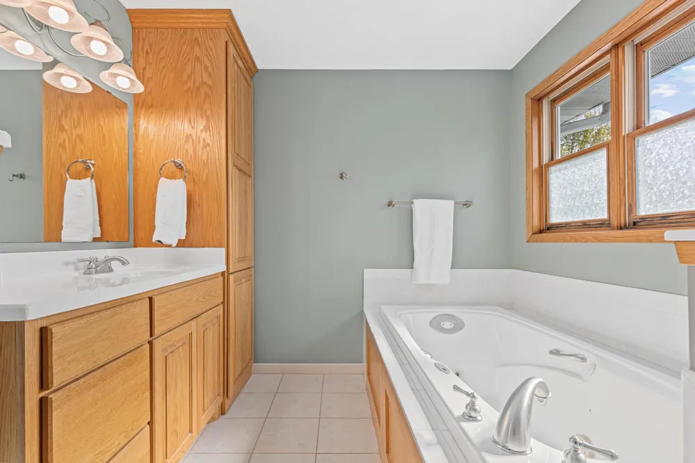 1345 Elsinore Circle Long Lake, MN 55356