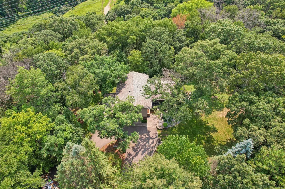 1206 102nd Street W Inver Grove Heights, MN 55077
