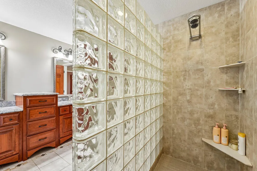 1206 102nd Street W Inver Grove Heights, MN 55077