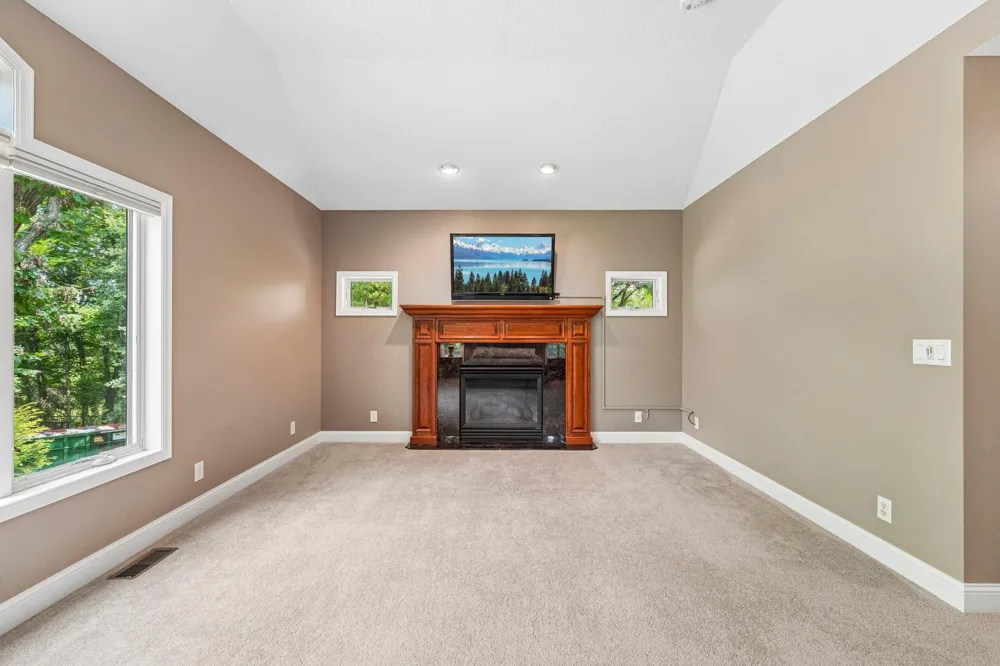 1206 102nd Street W Inver Grove Heights, MN 55077