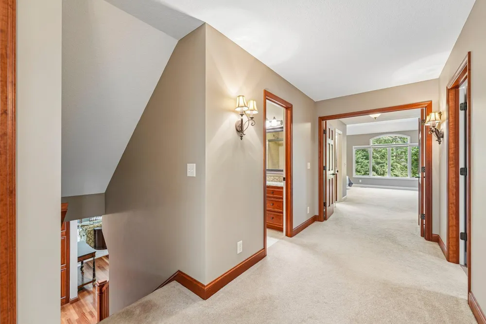 1206 102nd Street W Inver Grove Heights, MN 55077