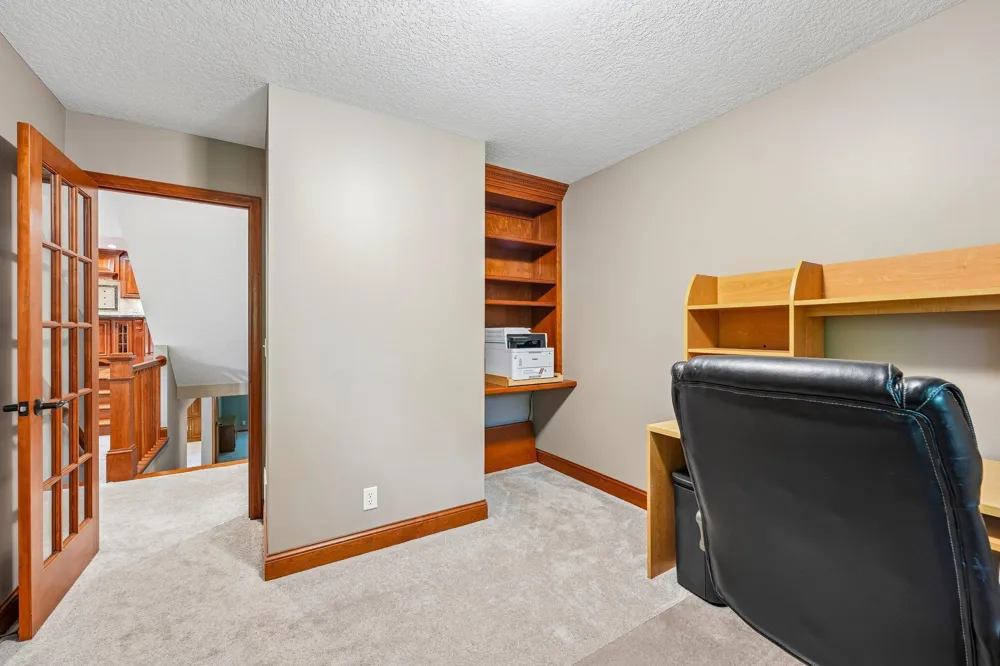 1206 102nd Street W Inver Grove Heights, MN 55077