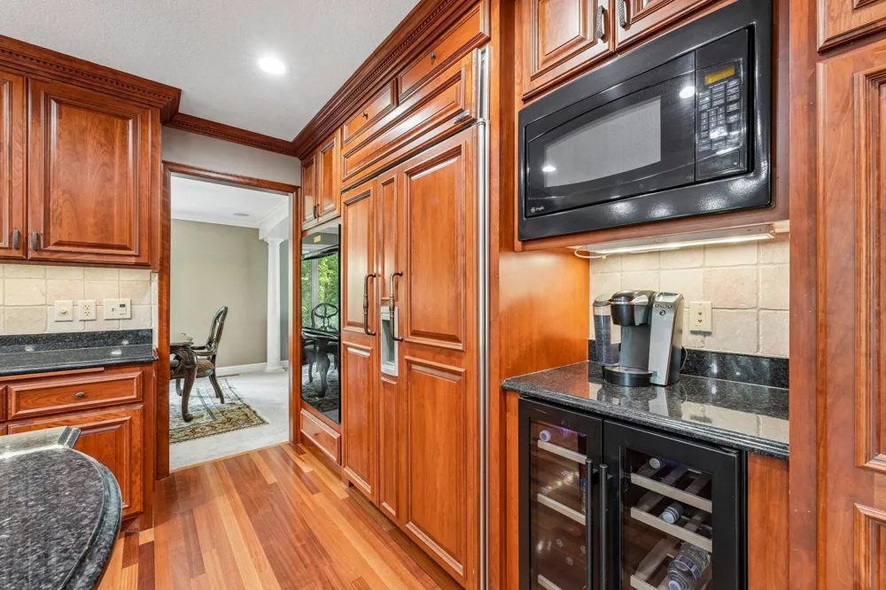 1206 102nd Street W Inver Grove Heights, MN 55077