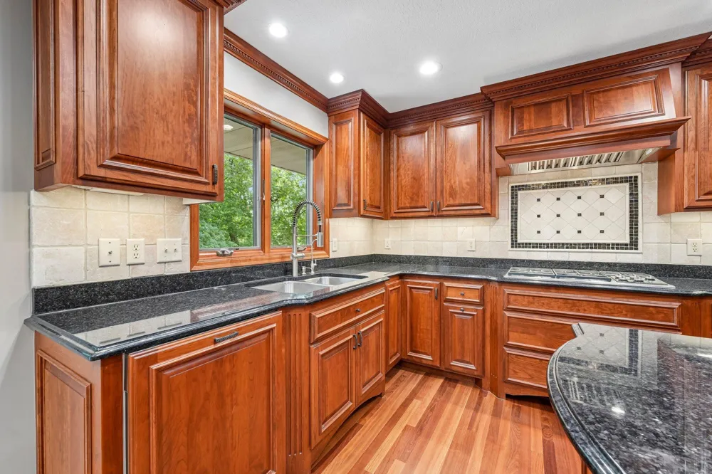 1206 102nd Street W Inver Grove Heights, MN 55077
