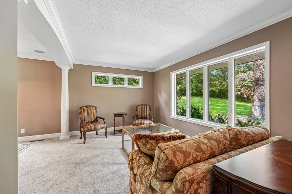 1206 102nd Street W Inver Grove Heights, MN 55077