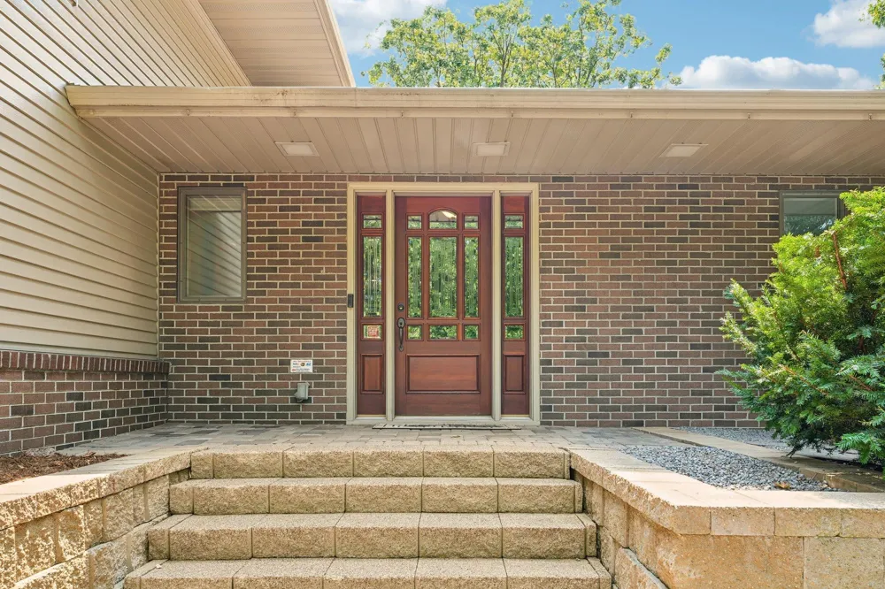 1206 102nd Street W Inver Grove Heights, MN 55077