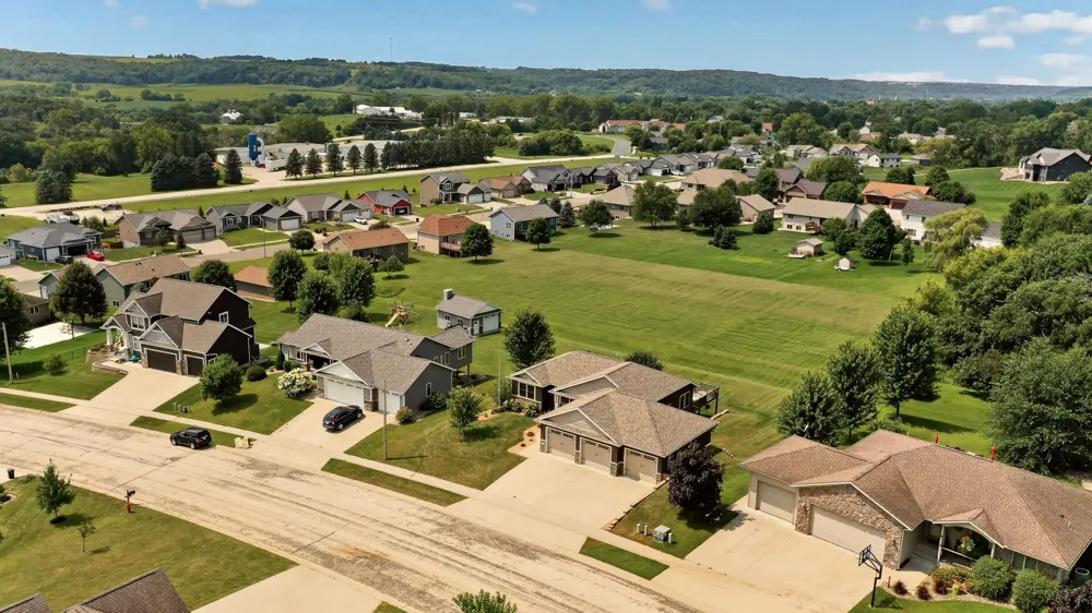 513 Hillside Drive SE Chatfield, MN 55923