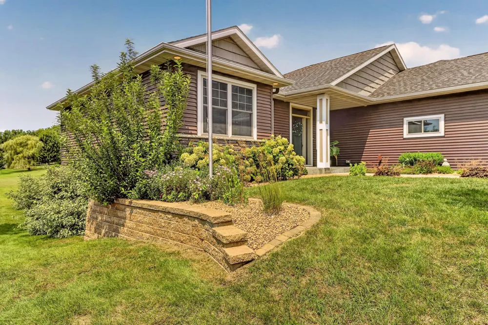 513 Hillside Drive SE Chatfield, MN 55923