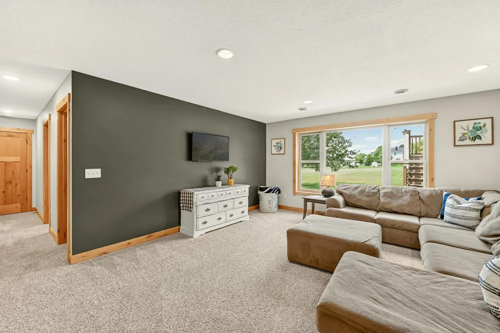 513 Hillside Drive SE Chatfield, MN 55923
