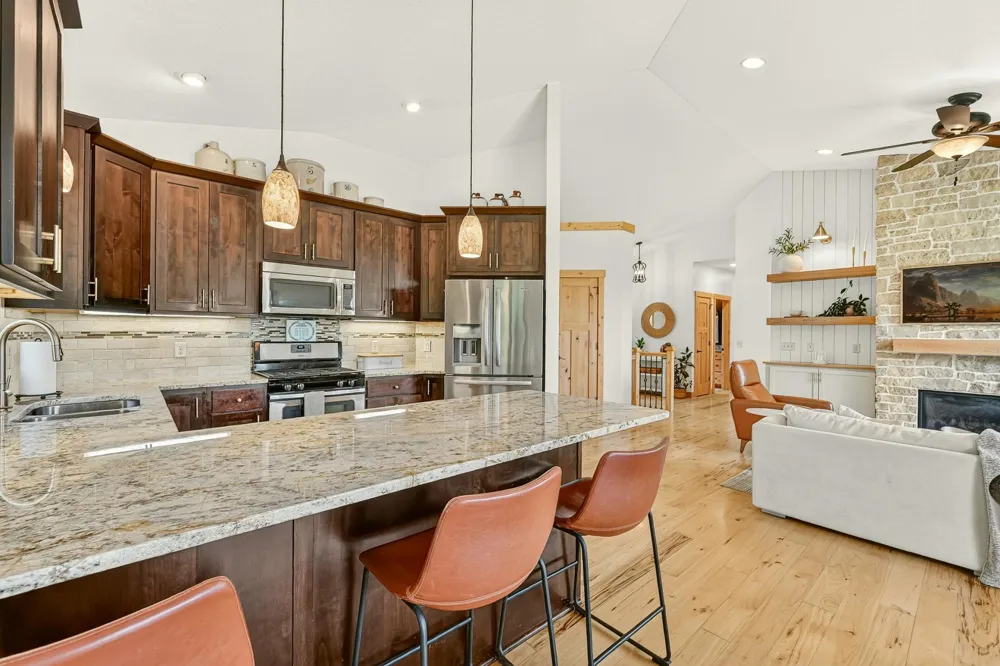 513 Hillside Drive SE Chatfield, MN 55923