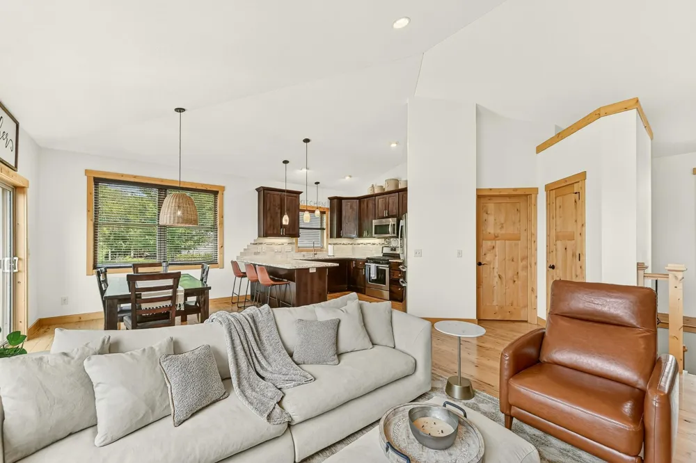 513 Hillside Drive SE Chatfield, MN 55923