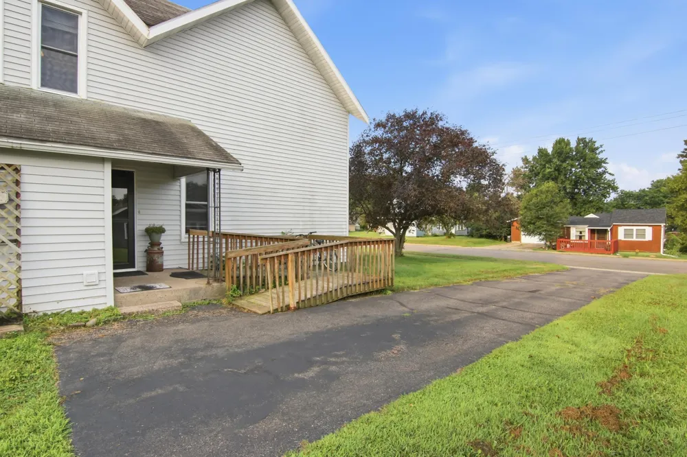 26050 W Stebins Street Eleva, WI 54738