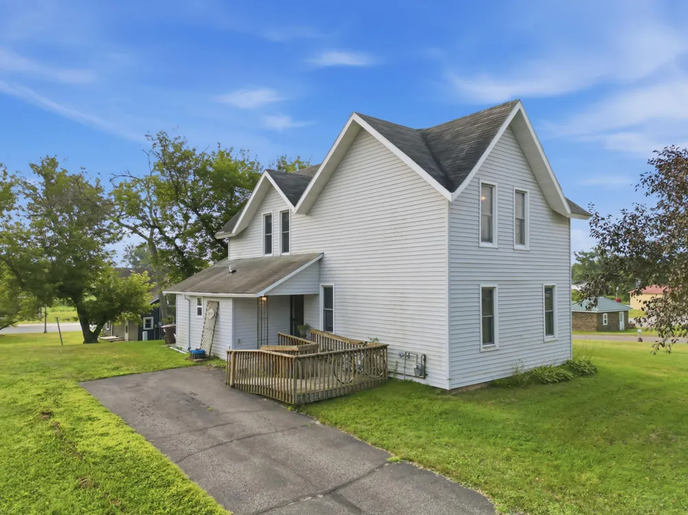 26050 W Stebins Street Eleva, WI 54738