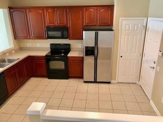 953 ROCK HARBOR AVENUE Orlando, FL 32828