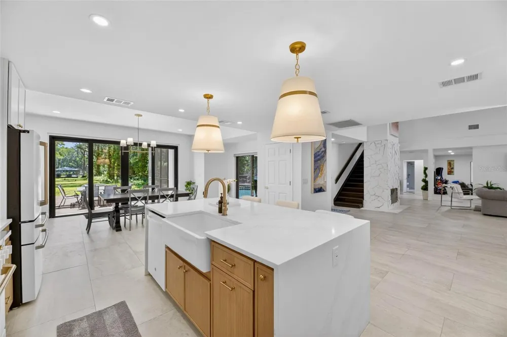 17309 LINDA VISTA CIRCLE Lutz, FL 33548
