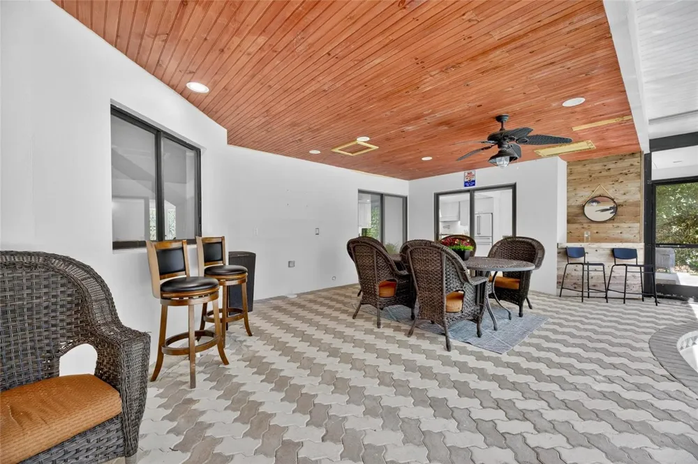 17309 LINDA VISTA CIRCLE Lutz, FL 33548