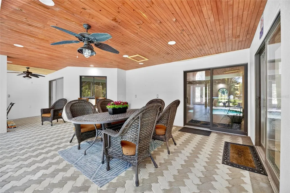 17309 LINDA VISTA CIRCLE Lutz, FL 33548