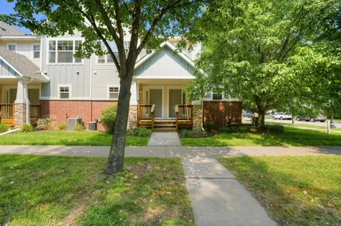 1473 Magnolia Avenue E
