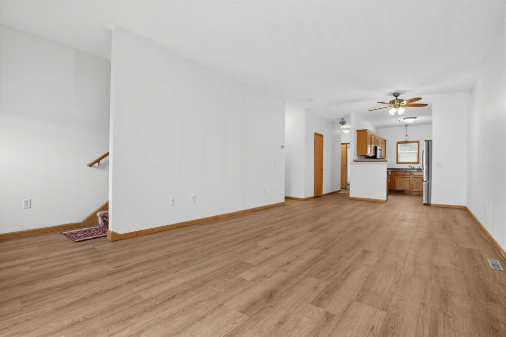 1473 Magnolia Avenue E Saint Paul, MN 55106