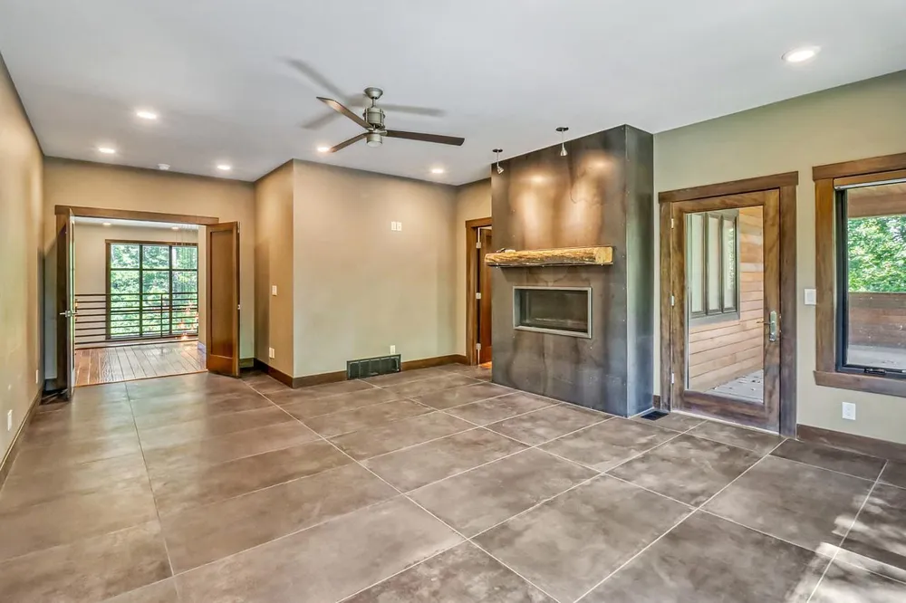 405 20th Avenue E West Fargo, ND 58078