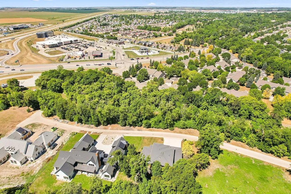 405 20th Avenue E West Fargo, ND 58078