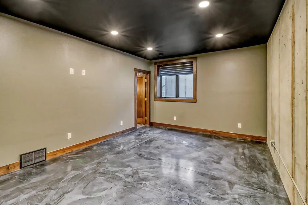 405 20th Avenue E West Fargo, ND 58078